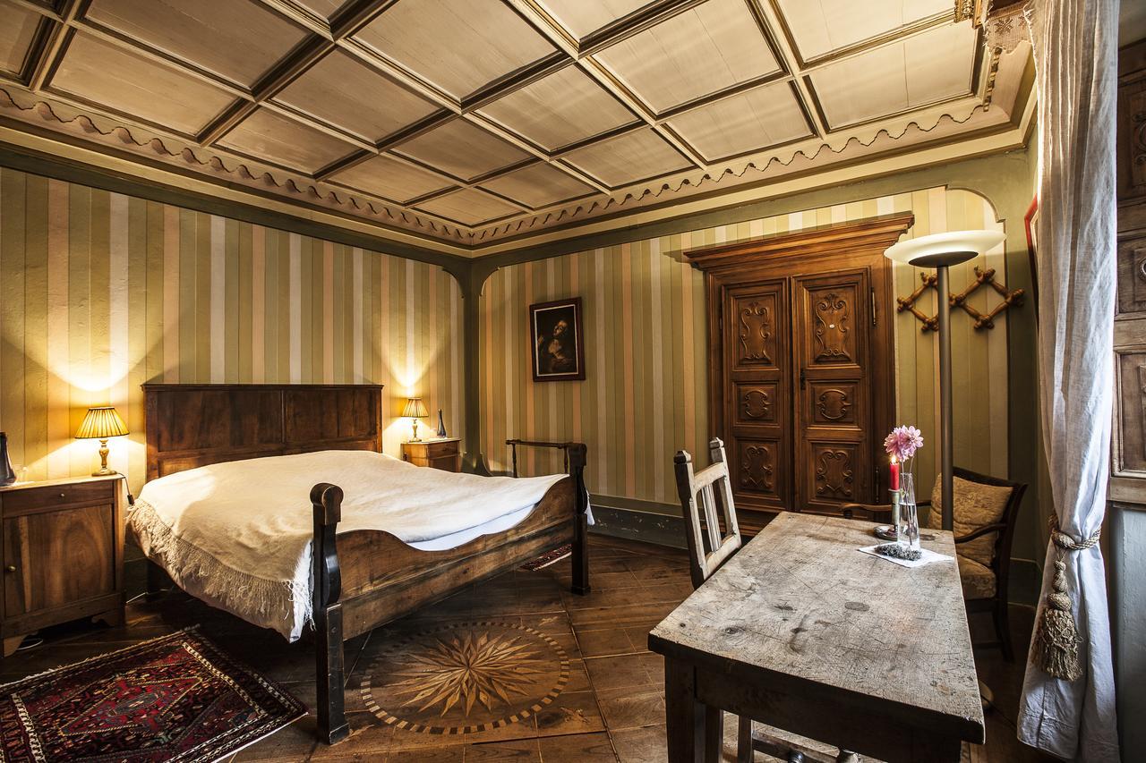 Palazzo Gamboni Swiss Historic Hotel Comologno Exterior photo